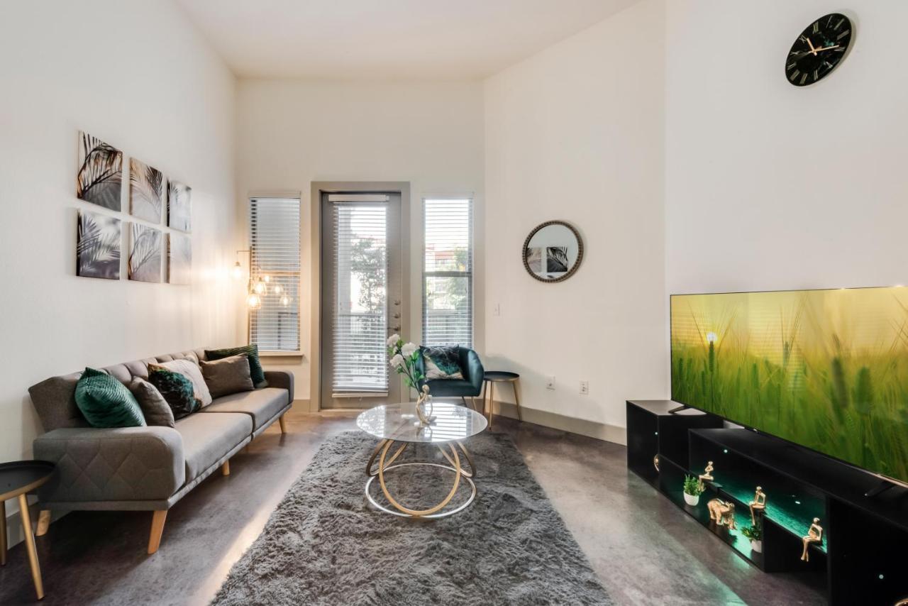 Stylish 2 Bedroom In Medical District Apartment