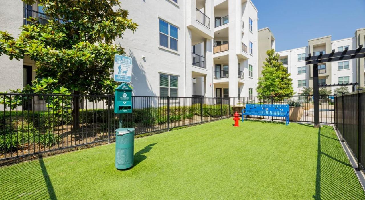 Stylish 2 Bedroom In Medical District Apartment Dallas